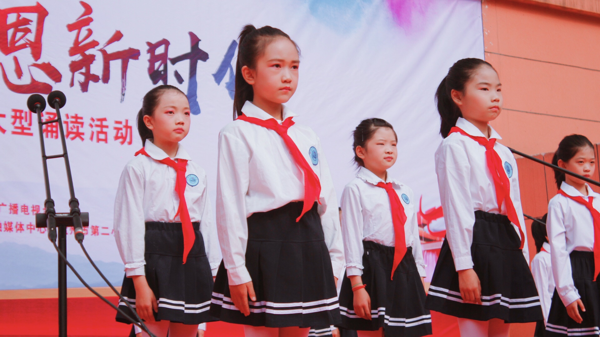 7ef66b1ee0c841238cb160a2c501f2a1.jpg